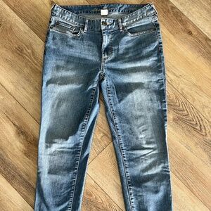 Eddie Bauer Slightly Curvy Straight-Leg Jeans Size 6